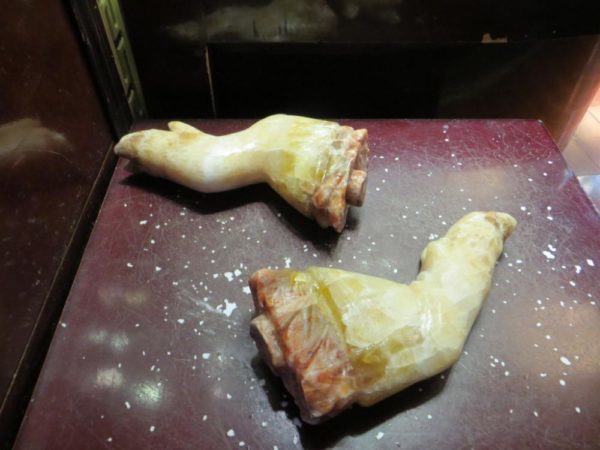 Marbled pigs foot